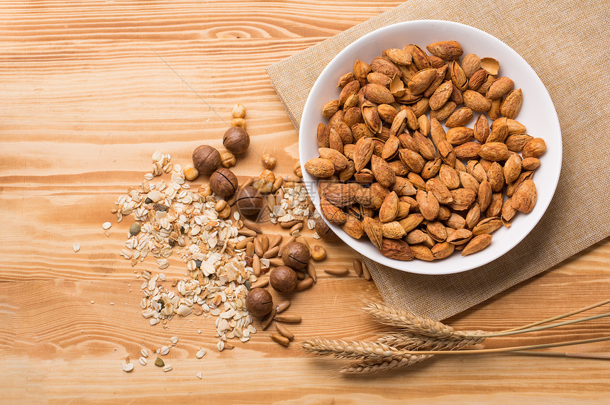 年貨堅(jiān)果干果 新春佳節(jié)不可或缺的健康美味